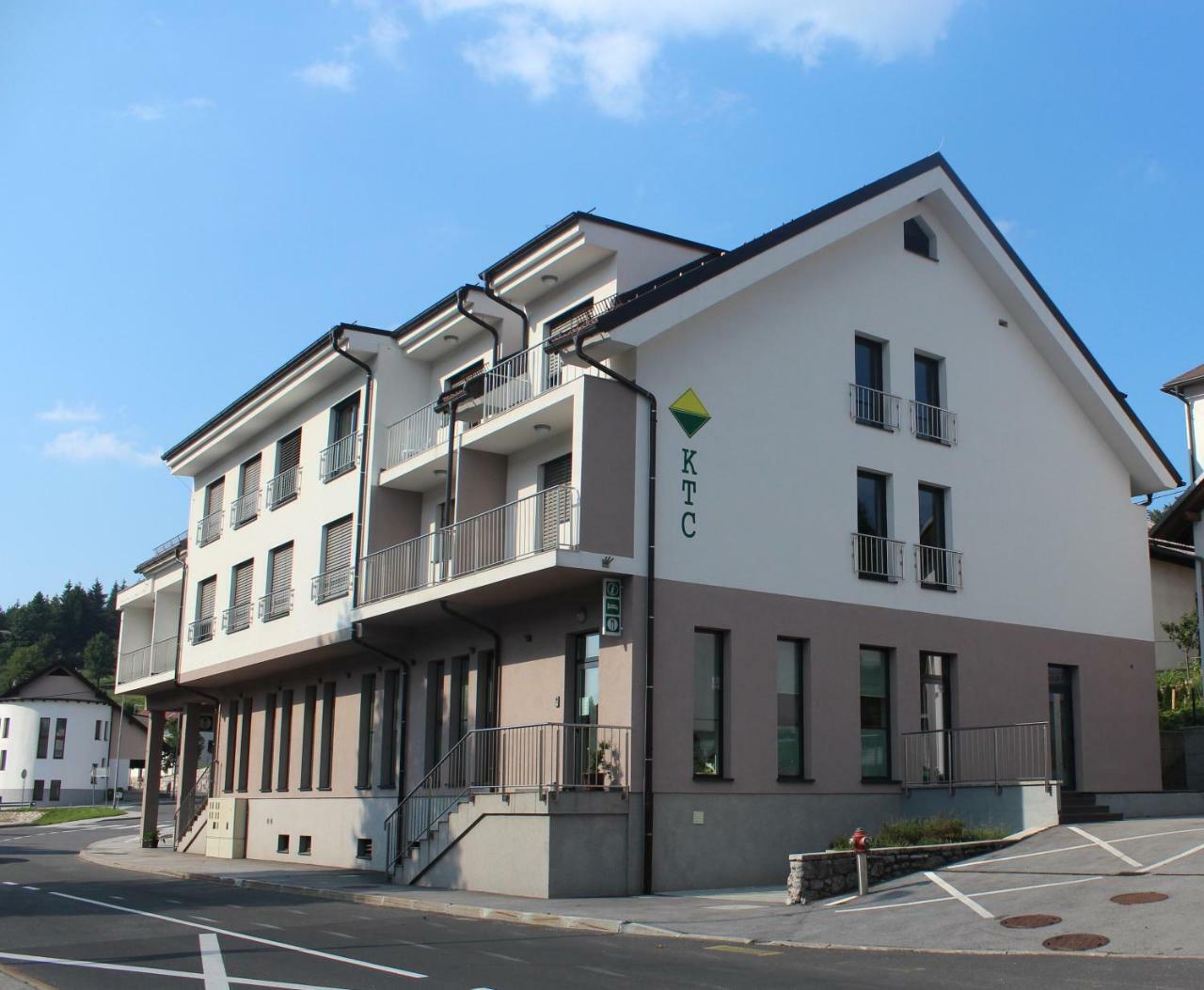 Hotel Oskar Hrib-Loski Potok Zewnętrze zdjęcie